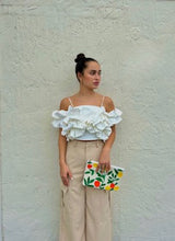 Load image into Gallery viewer, Tan Trousers w/ side pockets