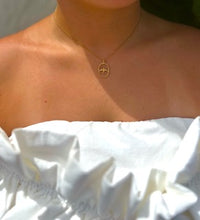 Load image into Gallery viewer, 14K gold dove wreath necklace