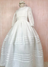 Load image into Gallery viewer, WHITE TRADITIONAL COMMUNION DRESS