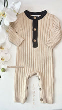 Load image into Gallery viewer, IVORY KNIT JUMPER
