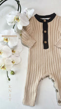 Load image into Gallery viewer, IVORY KNIT JUMPER
