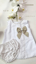Load image into Gallery viewer, TAN FLORAL PRINT BOW DRESS
