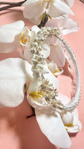 FLOWER PEARL APPLIQUE CROWN