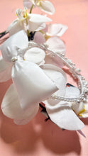 Load image into Gallery viewer, PEARL FLOWER BUD HEADPIECE
