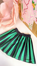 Load image into Gallery viewer, STRIPED REVERSIBLE SKIRT
