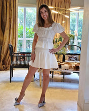 Load image into Gallery viewer, WHITE RUCHED SKORT
