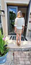 Load image into Gallery viewer, TAUPE PLEATED MINI SKIRT
